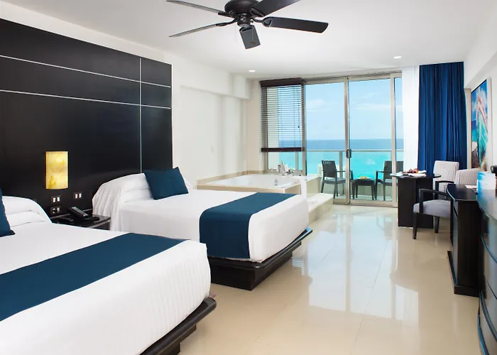 Seadust Cancun FamilyHotel Playa